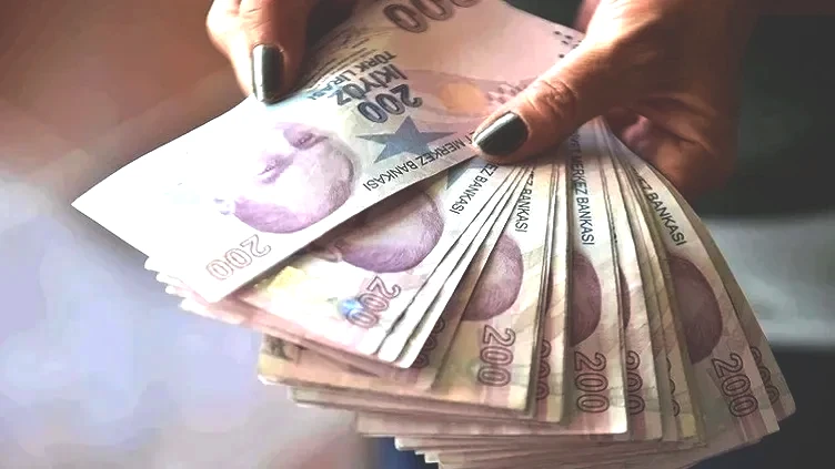 Ayın 17,18,19,20,21,22,23,24,25,26,27,28’inde emekli maaşı alanlar dikkat! Ödemeler başladı! İşte emekli maaşı ödeme takvimi